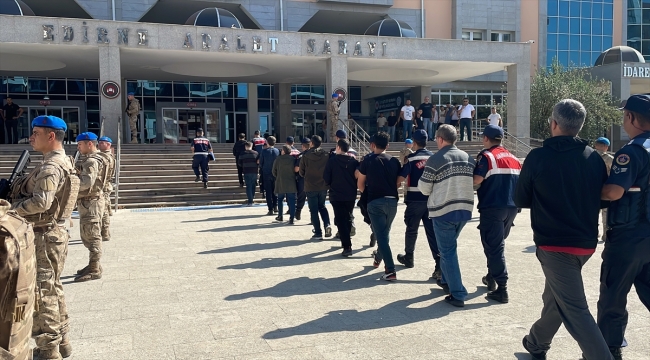 Edirne'de botla Yunanistan'a kaçmaya çalışan 27 FETÖ mensubu yakalandı