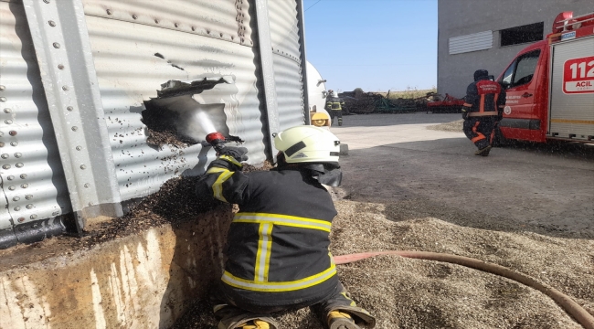 Edirne'de yağ fabrikasında çıkan yangın söndürüldü