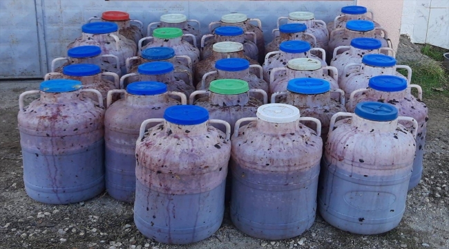 Elazığ'da 2 bin 85 litre kaçak şarap ele geçirildi