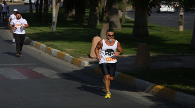 Erbil'de düzenlenen uluslararası maratona binlerce sporcu katıldı
