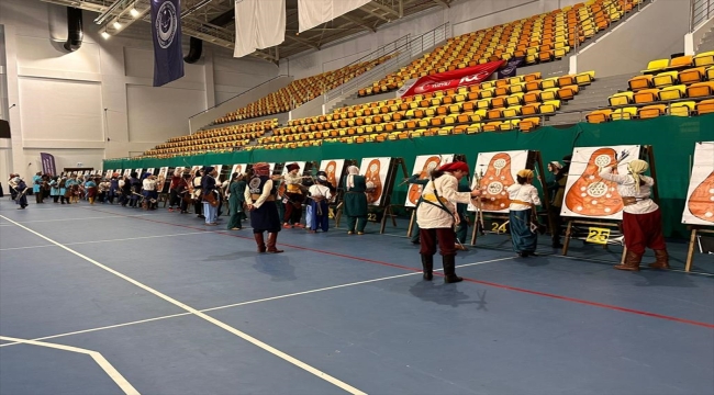 Geleneksel okçulukta Minikler Salon 100. Yıl Türkiye Şampiyonası, Ankara'da başladı 