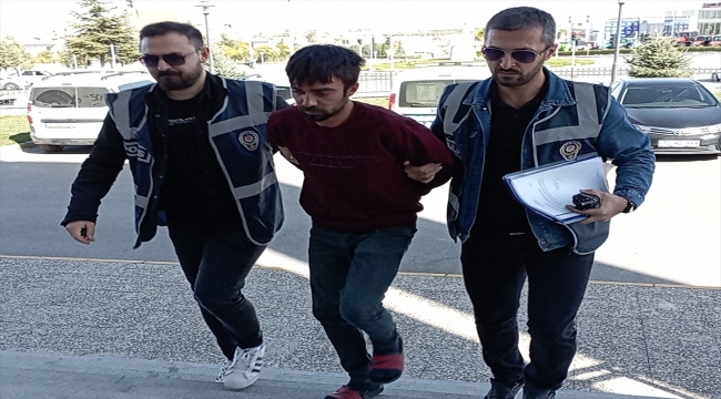 Karaman'da bıçakla öldürülen kişinin üvey oğlu tutuklandı