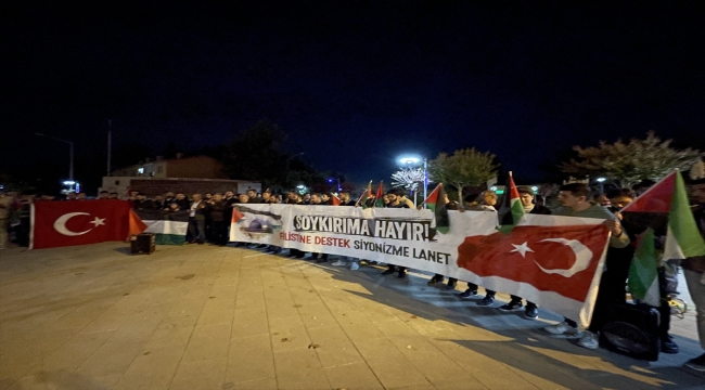 İsrail'in abluka altındaki Gazze'ye saldırıları Burdur'da protesto edildi