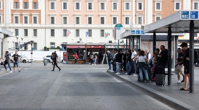 İtalya'da ulaşım sektöründe çalışanlar greve gitti