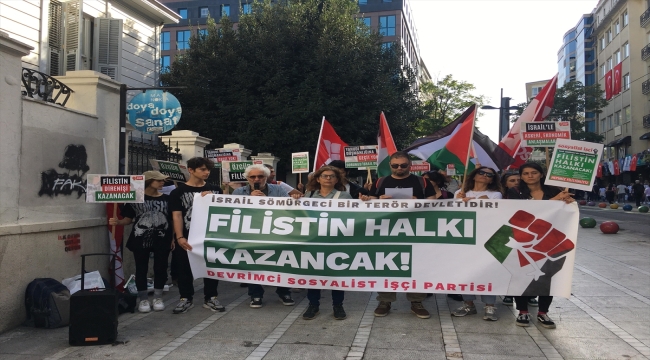 Kadıköy'de Devrimci Sosyalist İşçi Partisi'nden Filistin'e destek eylemi 