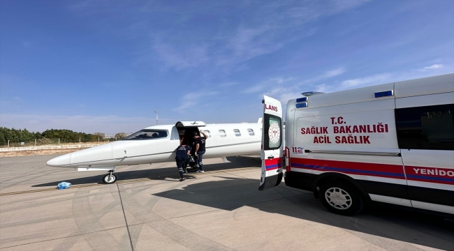 Mardin'de tedavi gören 50 günlük bebek, ambulans uçakla Ankara'ya sevk edildi