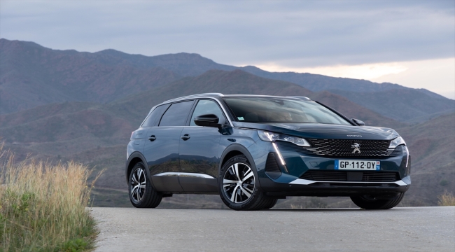 Peugeot 3008 ve 5008, "48V hibrit teknolojisiyle" Türkiye'de