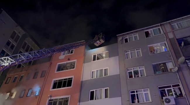 Şişli'de bir apartman dairesinde çıkan yangında 1 kişi yaralandı
