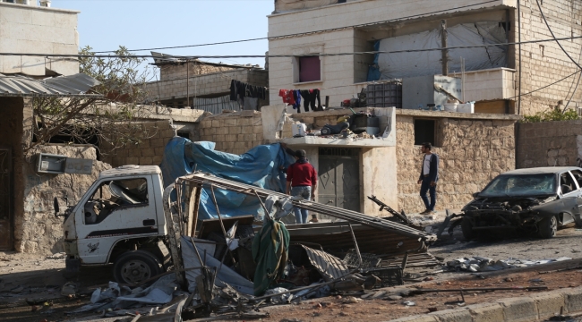 Suriye ordusunun İdlib kent merkezine düzenlediği saldırıda 8 sivil öldü