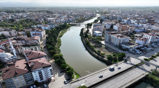 Terme Çayı'nda sel ve taşkınları önlemek için ıslah çalışmaları başladı