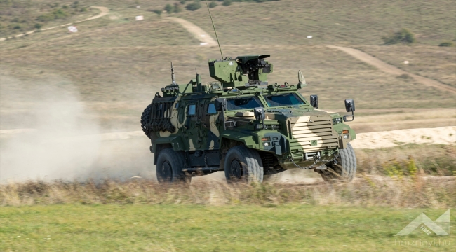 Türk zırhlı aracının Macaristan üretimi için imzalar atıldı