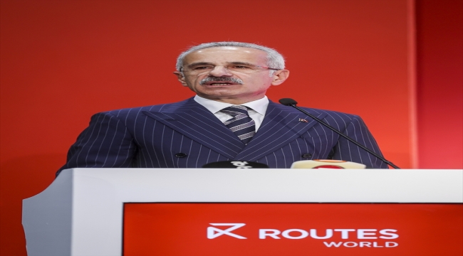 Ulaştırma ve Altyapı Bakanı Uraloğlu, Routes World 2023'te konuştu