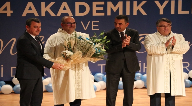 Zonguldak BEÜ, TPAO Genel Müdürü Bilgin'e "fahri doktora" unvanı verdi