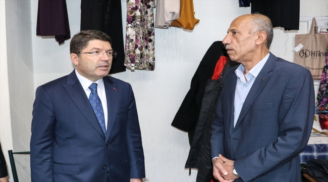 Adalet Bakanı Tunç, AK Parti Kilis İl Başkanlığını ziyaretinde konuştu