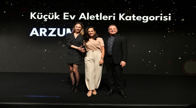 Arzum, A.L.F.A. Awards 2023'ten ödülle döndü