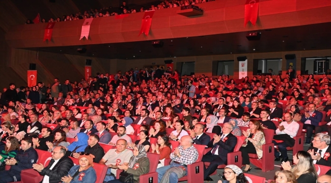 Atatürk ile Seyit Onbaşı'nın görüşmesinin anlatıldığı "Sağol Atam" filminin galası yapıldı