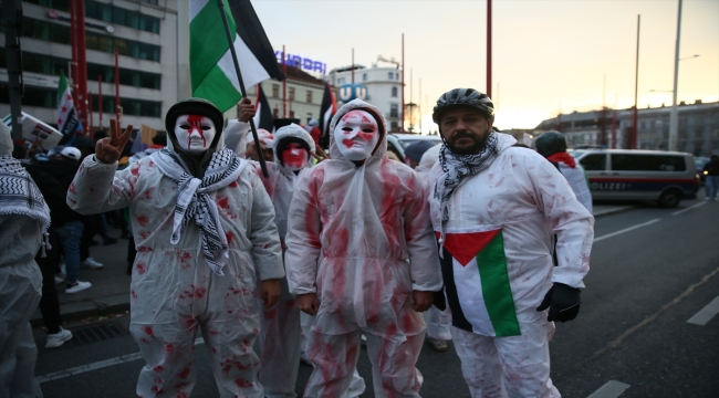 Avusturya'da "İsrail'in Gazze'ye yönelik işgali durdurulsun" gösterisi