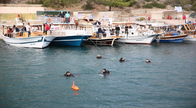 Bodrum'da deniz dibi ve kıyı temizliğinde yaklaşık 15 ton atık toplandı