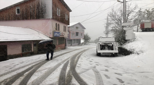 Bolu, Karabük, Sakarya ve Zonguldak'ta kar yağışı