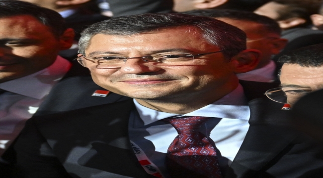 CHP Genel Başkanı seçilen Özel "teşekkür" konuşması yaptı