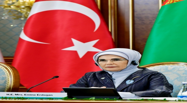 Emine Erdoğan, "Çocuklar ve Gençler İş Başında-Orta Asya'da İklim Değişikliği" forumuna katıldı