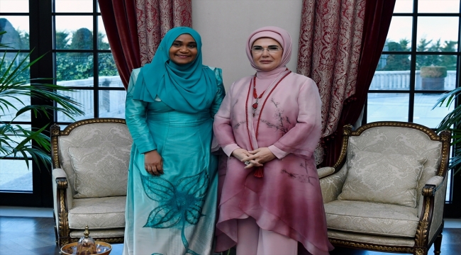 Emine Erdoğan, Maldivler Cumhurbaşkanı Muizzu'nun eşi Sajidha Mohamed ile görüştü