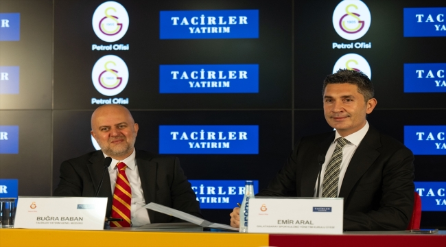 Galatasaray Petrol Ofisi Kadın Futbol Takımı ile Tacirler Yatırım arasında sponsorluk anlaşması yapıldı