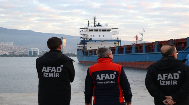 Gazze'ye sağlık malzemeleri taşıyacak gemi İzmir'den yola çıktı