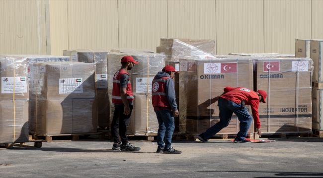 Gazzeli hastalar Türkiye'ye getirilmek için hazır 