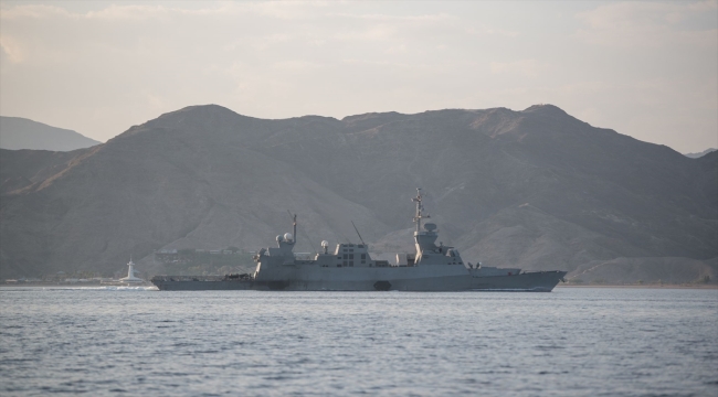 İsrail, Kızıldeniz'e savaş gemileri konuşlandırdığını duyurdu