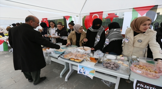 Kars'ta Filistin'e destek için "Hayır Çarşısı" kuruldu 