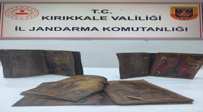 Kırıkkale'de tarihi eser niteliği taşıdığı değerlendirilen 3 İncil ele geçirildi