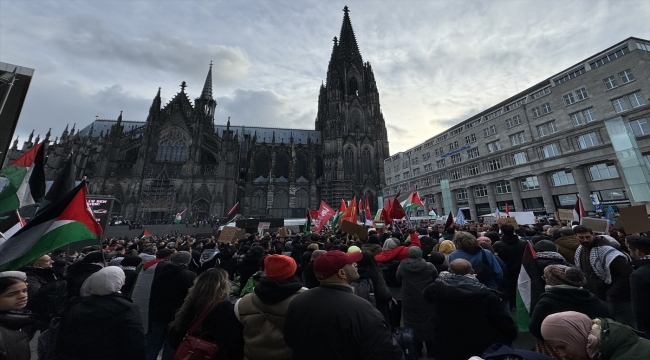 Köln'de "Filistin'e Özgürlük" mitingi düzenlendi