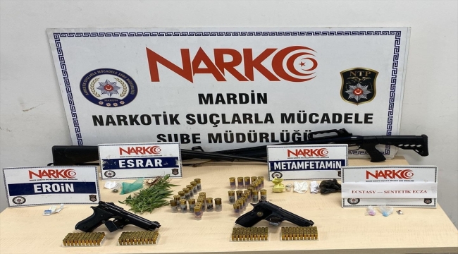 Mardin'de uyuşturucu operasyonunda yakalanan 14 zanlıdan 11'tutuklandı