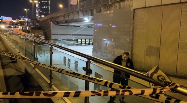 Mecidiyeköy metrobüs durağındaki şüpheli paketten boya kutuları çıktı 