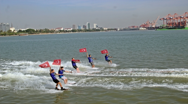 Mersin'de Uluslararası Akdeniz Su Sporları Festivali başladı 