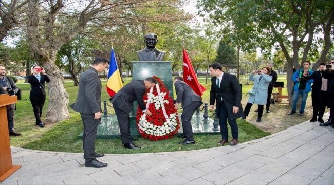Romanya'nın Köstence şehrinde Atatürk büstü açıldı