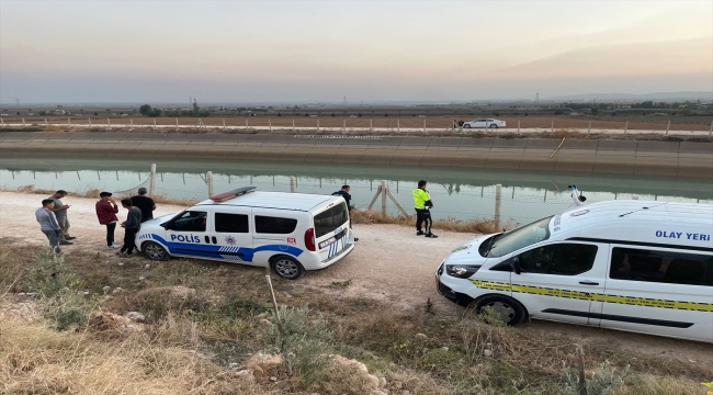 Şanlıurfa'da sulama kanalına devrilen traktördeki 1 kişi öldü, 1 kişi yaralandı