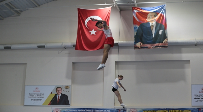 Trampolin Cimnastik Milli Takımı, Dünya Şampiyonası için Bolu'da kampa girdi