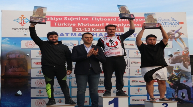 Türkiye Su Jeti ve Flyboard ile Motosurf Şampiyonaları'nın finali Hasankeyf'te yapıldı