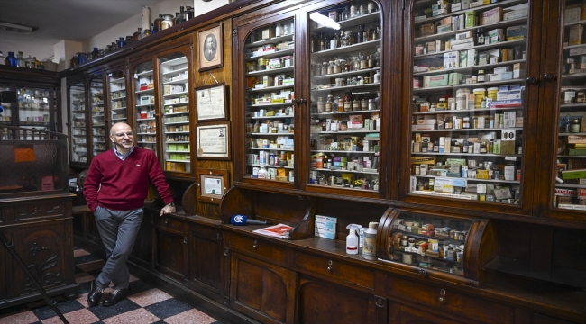 Üç kuşağın eczanesi Türk ilaç sanayisinin asırlık şahidi