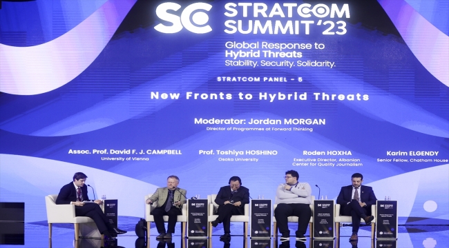 Uluslararası Stratejik İletişim Zirvesi'nde "Hibrit Tehditlerde Yeni Cepheler" paneli yapıldı