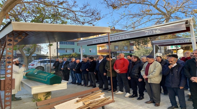 Zonguldak'ta batan geminin mürettebatından bir kişinin cenazesi İstanbul'da toprağa verildi