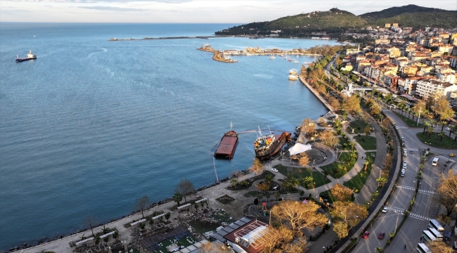 Zonguldak'ta batan geminin personelini arama çalışmaları sürüyor