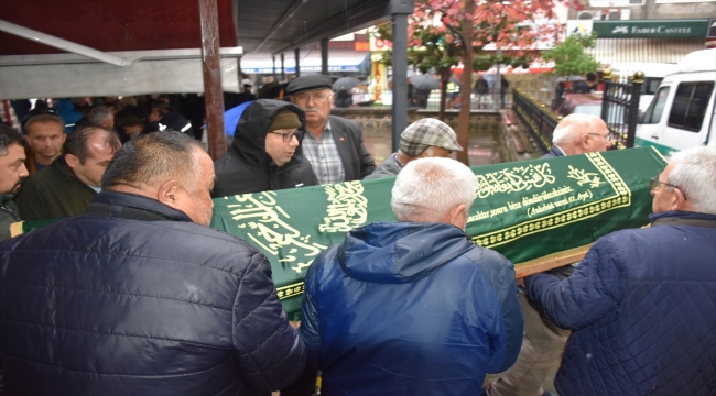 Zonguldak'taki gemi kazasında ölen denizcinin cenazesi Giresun'da toprağa verildi