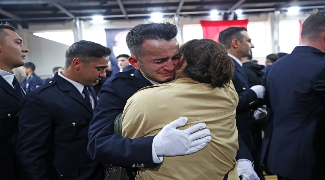 Adana'da eğitimini tamamlayan 750 polis adayı yemin etti 