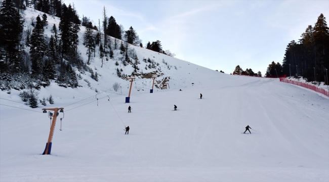 Artvin'deki Atabarı Kayak Merkezi'nde sezon açıldı