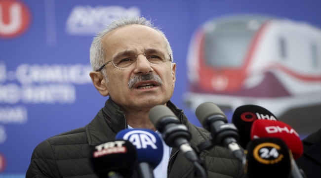 Bakan Uraloğlu, "Altunizade-Ferah Mahallesi-Çamlıca Camii-Bosna Bulvarı Metro Hattı"nda incelemelerde bulundu: