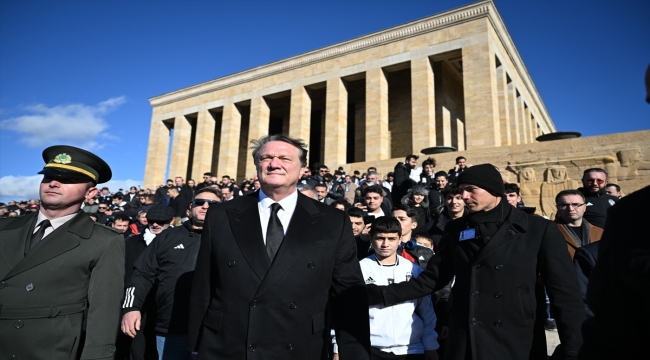 Beşiktaş Kulübünden Anıtkabir'e ziyaret