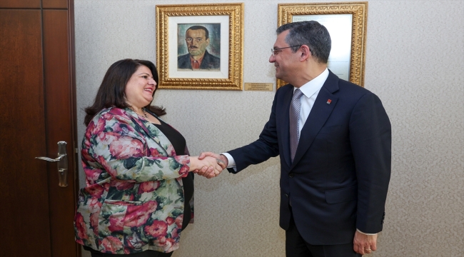 CHP Genel Başkanı Özel, KESK heyetini kabul etti